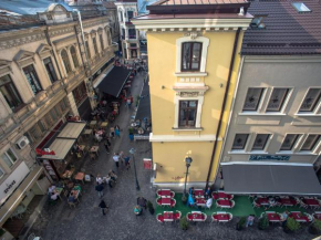  Antic Apartments  Бухарест